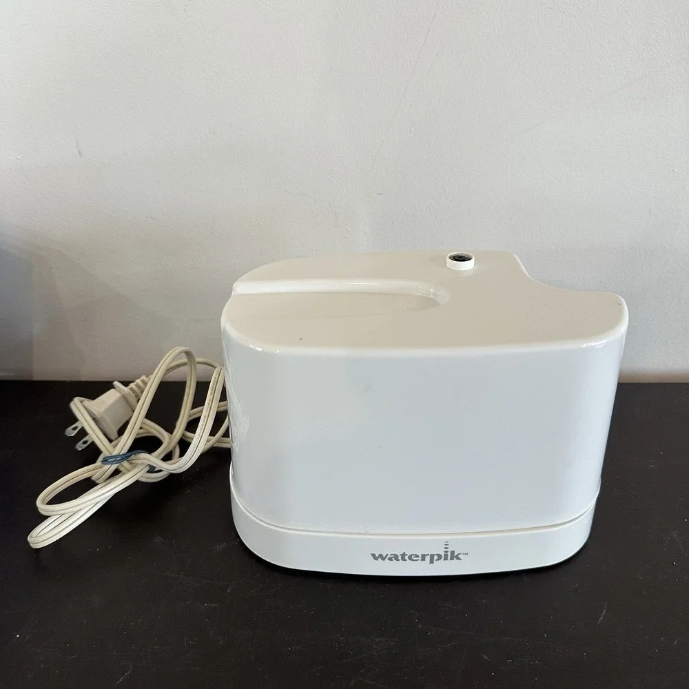 Waterpik Personal Oral Cleaning System Oral Irrigator WP-60W Vintage Teeth Floss